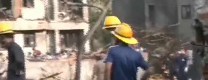 tଅହମ୍ମଦାବାଦ ବିମାନ ବନ୍ଦରରୁ ଏୟାର ଇଣ୍ଡିଆର ବୋଇଂ ୭୮୭-୮ ବିମାନ ଦୃଘଟଣା ?